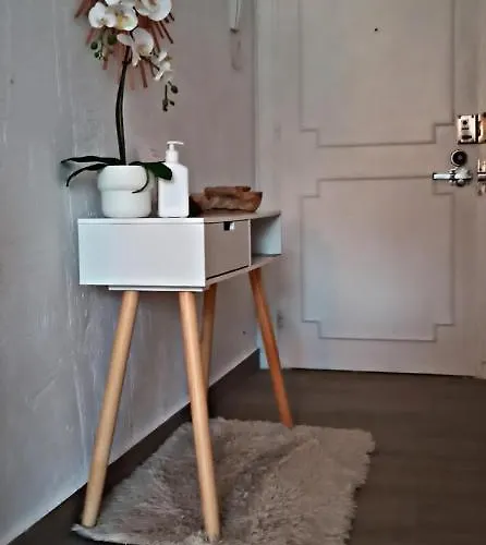 Entre Montana Y Playa * Fuengirola