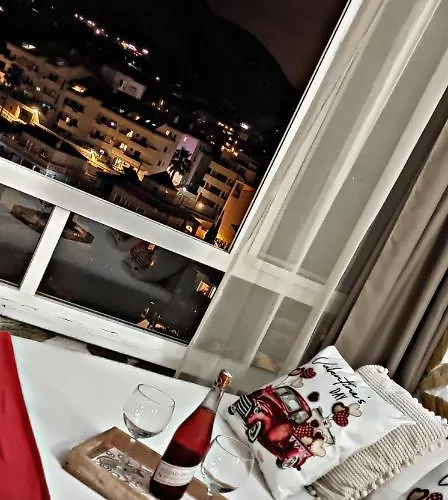 Entre Montana Y Playa * Fuengirola