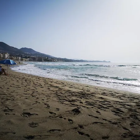 Entre Montana Y Playa *